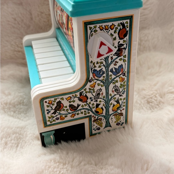 Vintage Fisher-Price Change-A-Tune Piano 3 Tunes Collectible - Picture 3 of 5